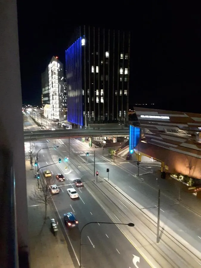Apartment@96 Adelaide Australia