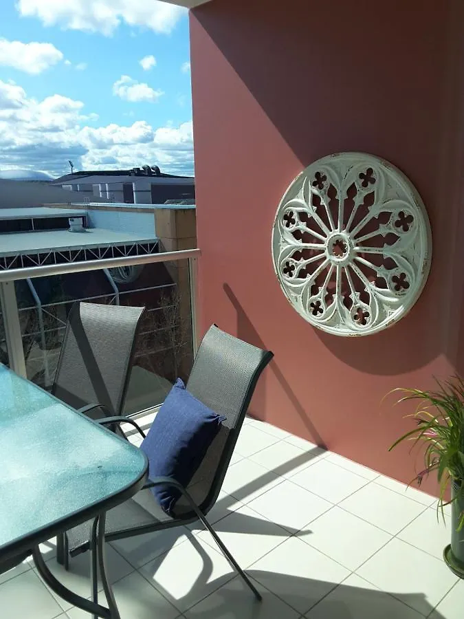 Apartment Apartment@96 Adelaide